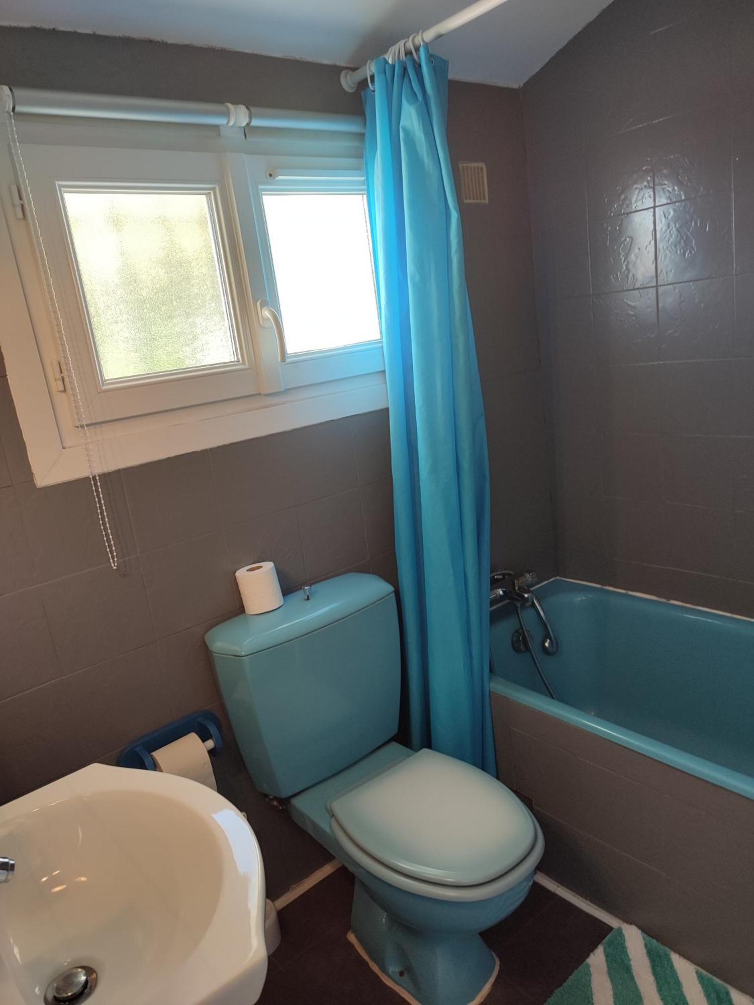 Hotel Le Calypso Hyeres Bagian luar foto